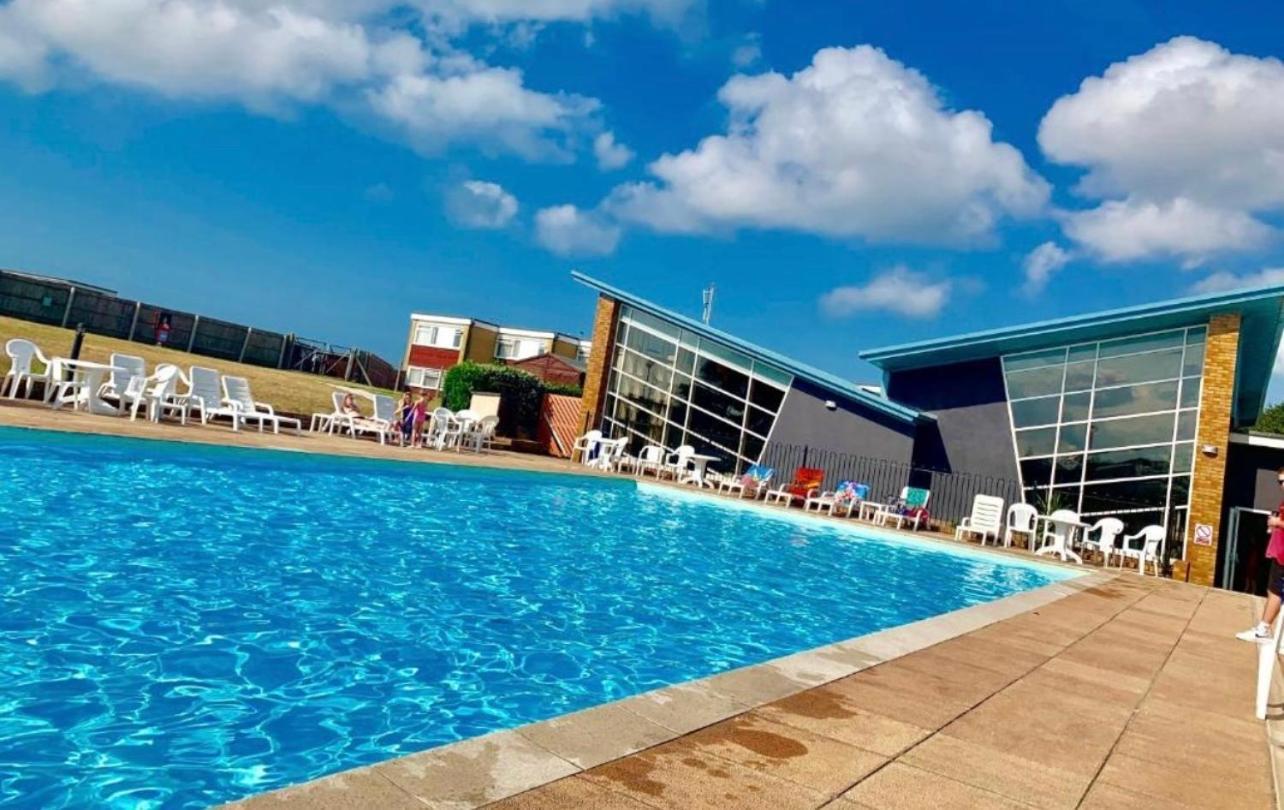 Hotel Beach Haven à New Milton Extérieur photo